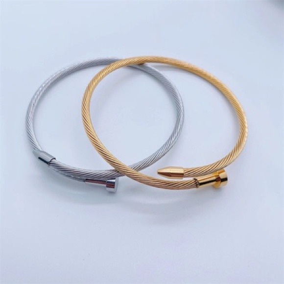 18k Gold Plating Nail Shape Twist Chain Titanium Steel Bracelet - Picture 5 of 6